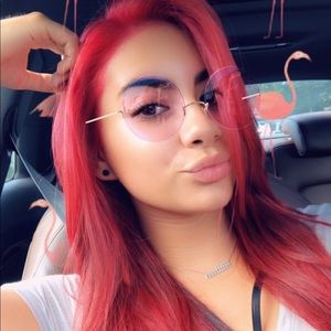 Meet your Posher, Raphaela